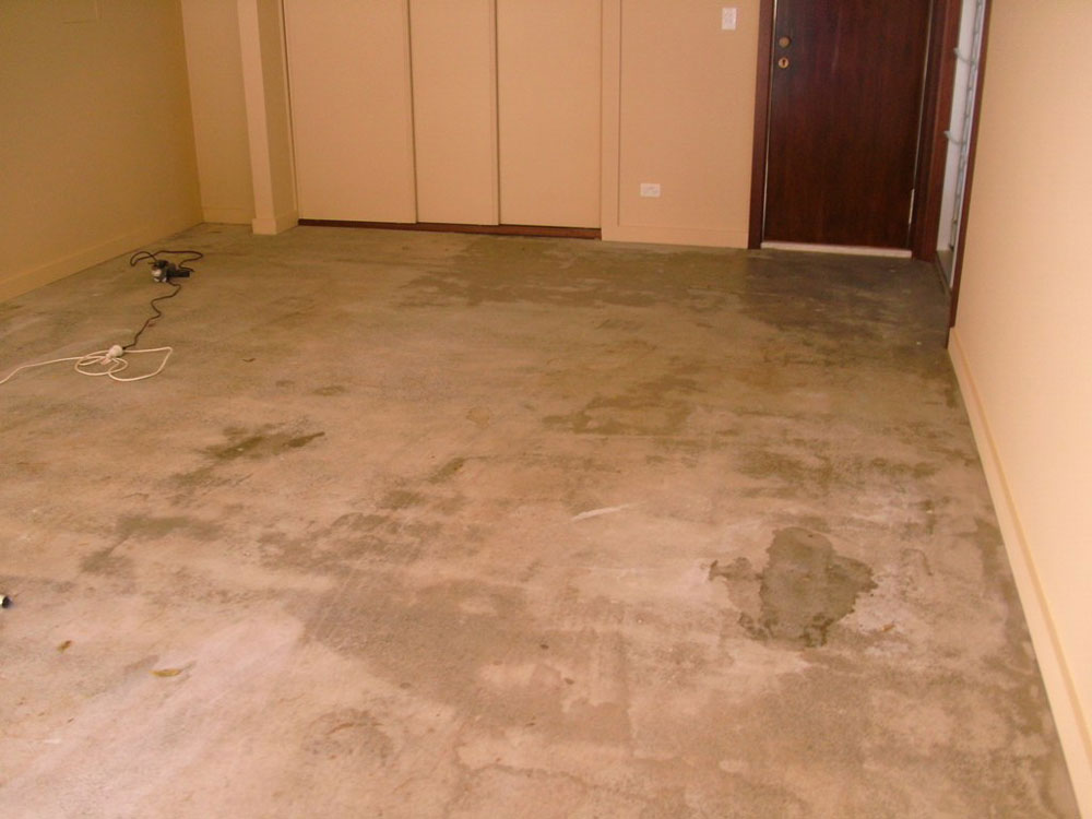 showroom epoxy flooring before